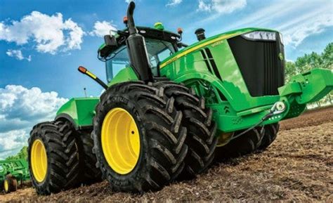 John Deere Unveils 9R and 9RT Series for 2015 | Tractor News