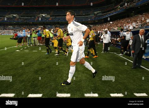 Cristiano ronaldo real madrid debut hi-res stock photography and images ...