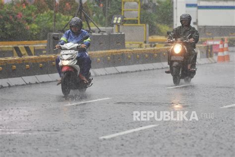 Prakiraan Cuaca Hari Ini Hujan Ringan Menyelimuti Kota Balikpapan Dan