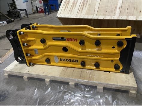 Soosan Sb Top Type Hydraulic Breaker Suitable For Tons Excavator