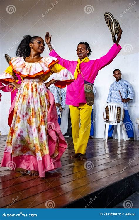 Traditional Dancing In Cartagena Colombia Editorial Photography