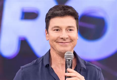 O Que Aconteceu Com O Apresentador Rodrigo Faro - Reconvale Noticias : Apresentador Rodrigo Faro deixa a Record após 16 ...