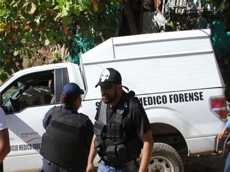 Encuentran Cuerpos En Cuatro Fosas Clandestinas En Acapulco