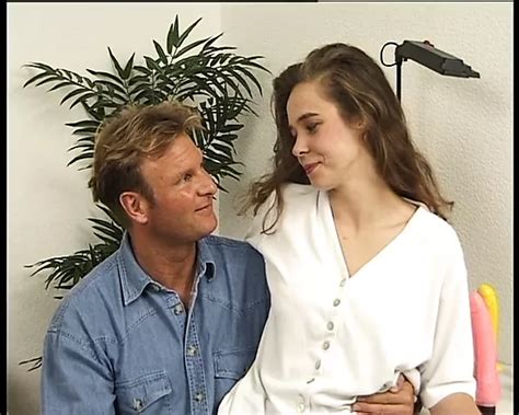 Heisse Schnecke Zum Orgasmus Gefingert German In German Porn By EroticOnly XHamster