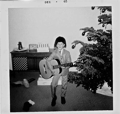 Eric Henderson Early Memories Of The Guitar — Eric Henderson