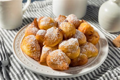 Bolinho de chuva sequinho e fácil de fazer Receita da Boa