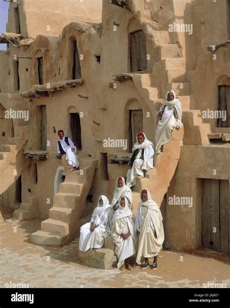 Tunisia, Ksar Ouled Soltane, Berber's settlement, mucky houses, Berbers Africa, North Africa ...