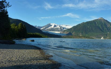 MLeWallpapers.com - Mendenhall Lake