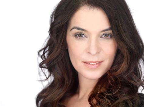 Annabella Sciorra Plastic Surgery Rumors: A Closer Look | Bizrahmed