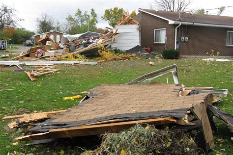 Strong Wind & Severe Weather - October 31, 2013