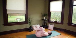 Naked Yoga Life Casey Calvert Finishes With Masturbation Tnaflix