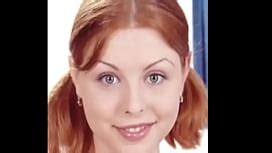 Cute Hot Girl Showing Tits XNXX