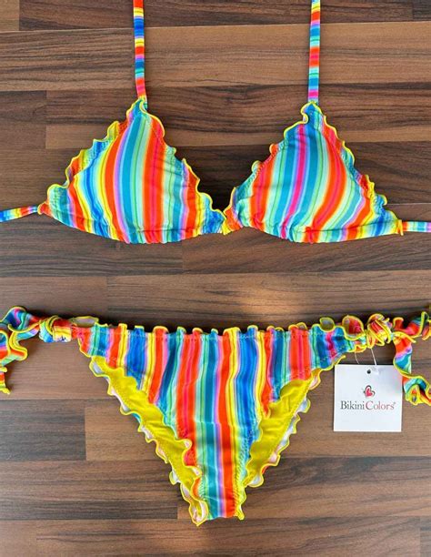 Bikini Triangolino Frou Frou Con Slip O Brasiliana Fiocchi Multicolor