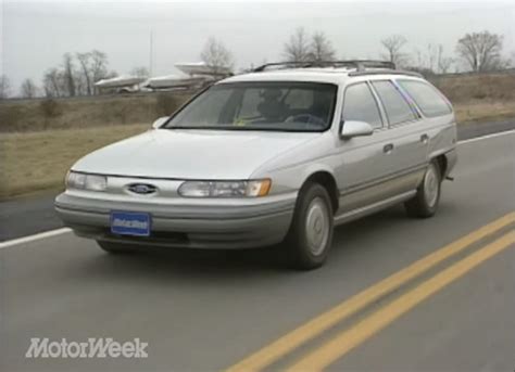 IMCDb.org: 1992 Ford Taurus GL Wagon [DN5] in "Motorweek, 1981-2020"