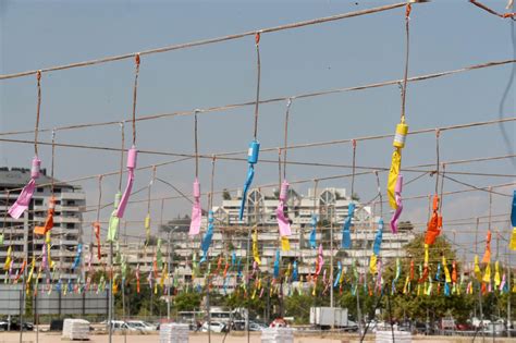 Valencia presenta el calendario pirotécnico de las Fallas 2022