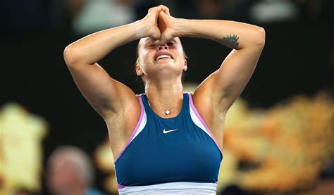 Aryna Sabalenka copleșită de emoții după triumful de la Australian