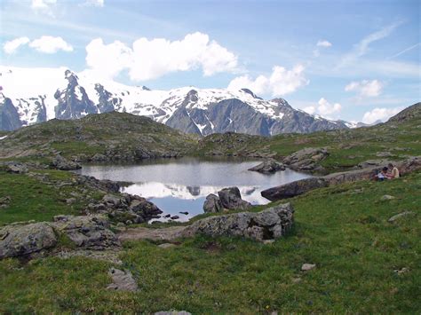 Ronde Des Lacs Du Plateau DEmparis 2450 M Massif De LOisans Le