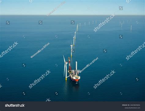 offshore platform installation images stock   objects