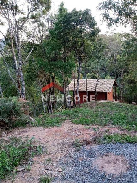 Chácara 190 m² em Sertaozinho em Santo Antônio do Pinhal por R 649