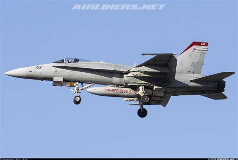 McDonnell Douglas F/A-18C Hornet - USA - Marines | Aviation Photo ...