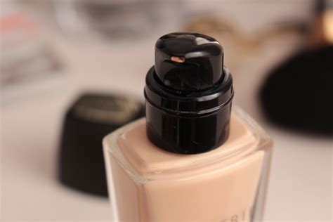 Guerlain Lingerie De Peau Invisible Skin Fusion Foundation Тональная основа Beauty Tricks
