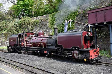 Photo Welsh Highland Railway Garratt 130 At Caernarfon