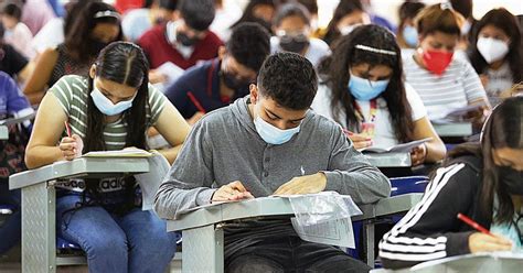 Hoy se realiza examen de segunda vuelta en la UES La Prensa Gráfica