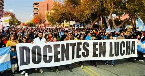 Docentes De Universidades Nacionales Anunciaron Un Paro De 48 Horas