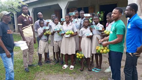 Eastfield Foundation Donates Math Sets Oranges To BECE Candidates