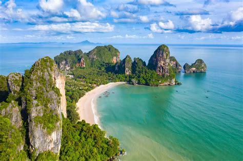 Railay Beach In Krabi Thailand Hoodoo Wallpaper