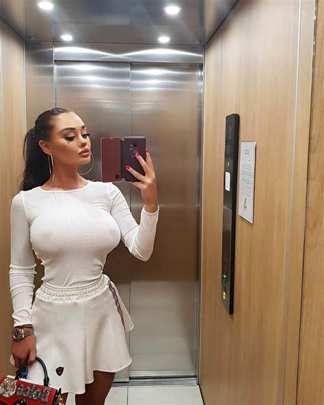 Elevator Selfie Foto Porno Eporner