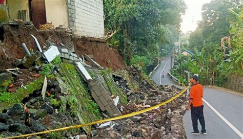 Cuaca Ekstrem Bpbd Imbau Masyarakat Waspada