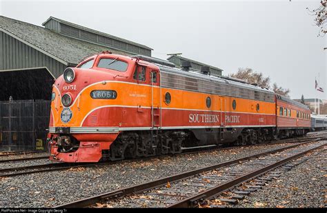 Operational E9 passenger diesellocomotive # 6051 of the Southern ...