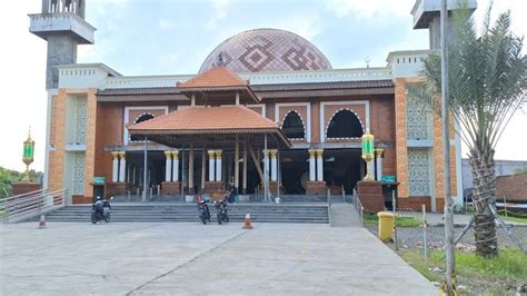 Masjid Agung Darussalam Mojokerto Berumur 131 Tahun Arsitek Ala