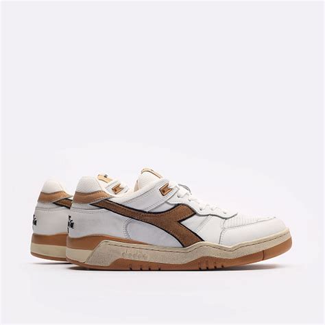 Товары Diadora (Диадора) купить в Москве с доставкой, цена от 14 690 руб.