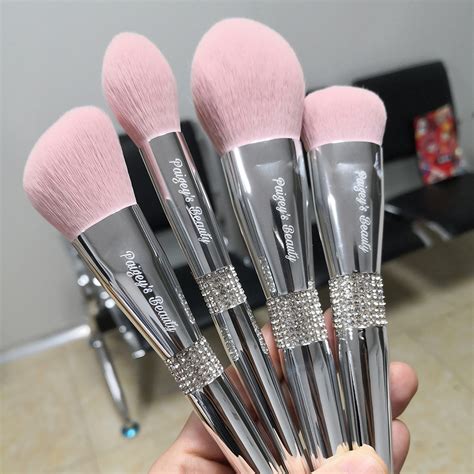 Supply 10pcs Silver Makeup Brush Sets Makeup Brushes Sets Wholesale Factory Shenzhen Dong