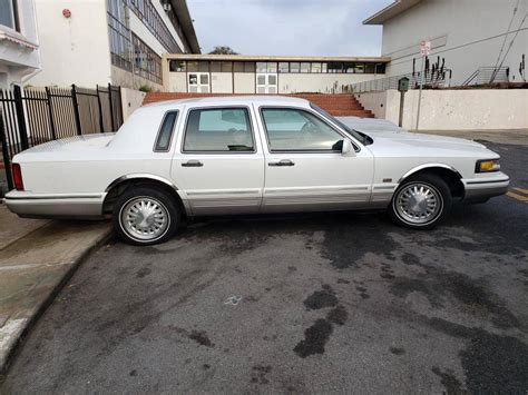 1996 Lincoln Town Car Signature Series Jack Nicklaus Edition R