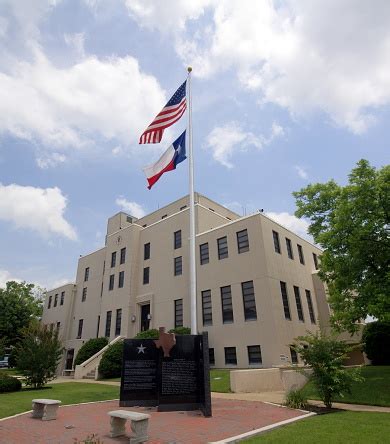 Titus County Courthouse Stock Photo - Download Image Now - iStock