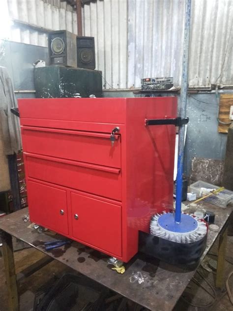 Red Mild Steel Tvs Automobile Tool Trolley For Industrial Model Name