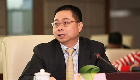 “宝能系”保险版图再扩张 保监会核准姚振华任前海财险董事长界面新闻 · 商业