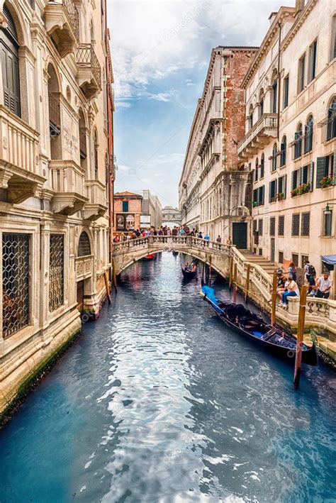 Venecia Italia De Abril G Ndolas Tradicionales Con Arquitectura