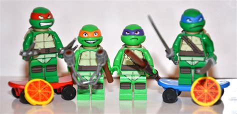 Buy LEGO Teenage Mutant Ninja Turtles Complete Set Of 4 Minifigures