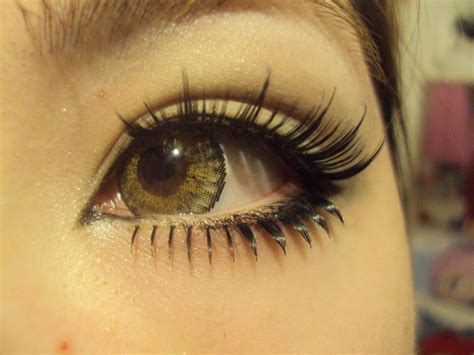 Gyaru Lashes And Circle Lenses Gyaru Makeup Green Contacts Lenses