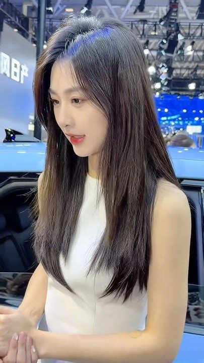 #車模蘇寧 #擋不住的顏值 #極品氣質美女 #車模小姐姐 - YouTube