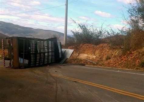 Caminh O Tomba Na Ba Em Rio De Contas Sudoeste Acontece Um Novo