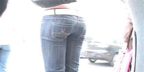 Candid Street Cam Catches A Hot Ass In Tight Jeans Tnaflix