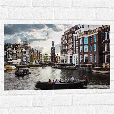 WallClassics Muursticker Bootjes In De Grachten Van Amsterdam