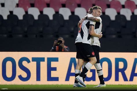 brilho de estreante Vasco bate Grêmio e renova as esperanças no