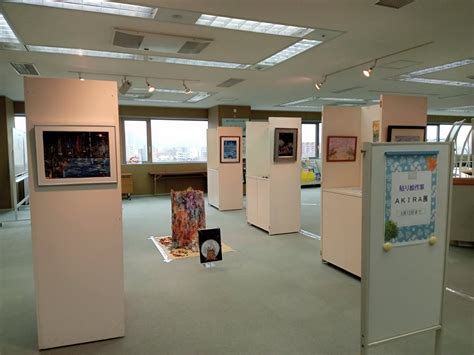 道民カレッジ On Twitter 【まなびの広場展を開催しています】 まなびの広場では「貼り絵作家 Akira展」を行ってい