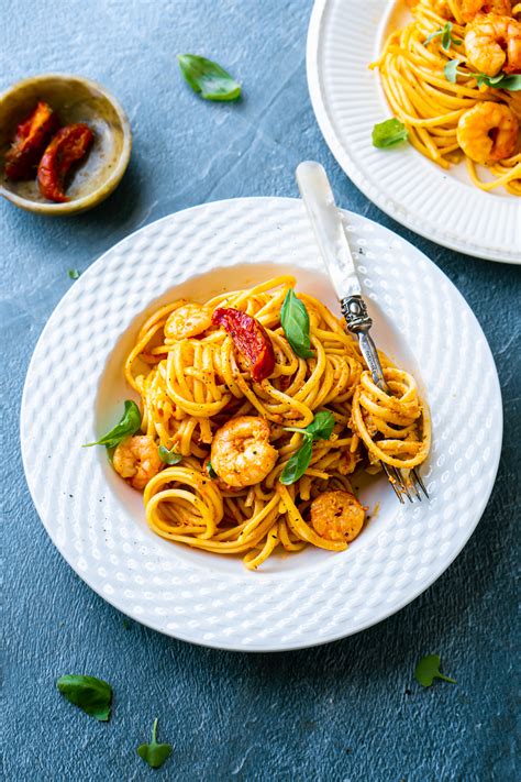 Pasta Met Zongedroogde Tomaten En Garnalen